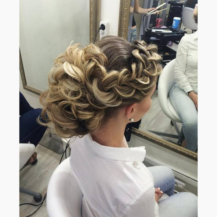 JamAdvice_com_ua_wedding-hairstyles-with-braids-04 (700x700, 328Kb)