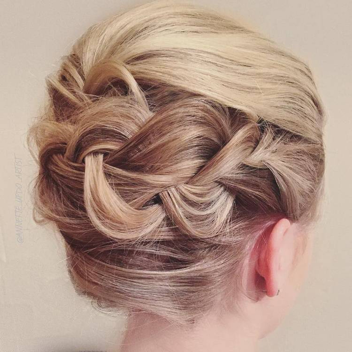 JamAdvice_com_ua_wedding-hairstyles-with-braids-06 (700x700, 376Kb)