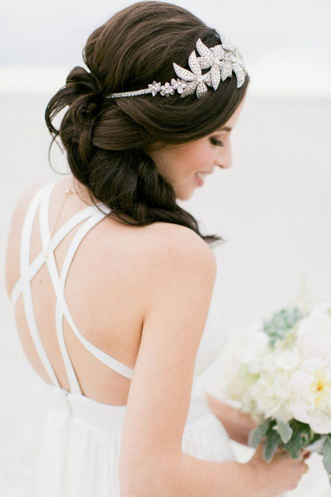 JamAdvice_com_ua_wedding-hairstyles-with-diadems-06 (466x700, 245Kb)