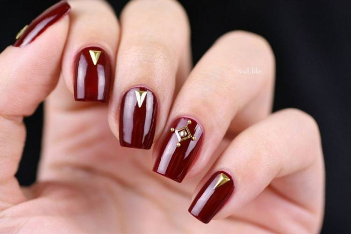 JamAdvice_com_ua_claret-manicure-with-rhinestones-02 (700x466, 222Kb)