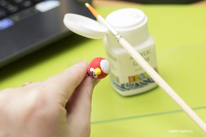 Как сделать сережки Angry Birds из полимерной глины