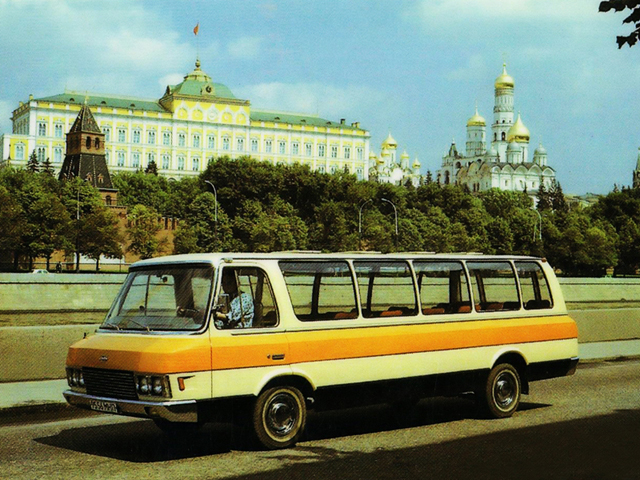 zil_118k_yunost (640x480, 354Kb)