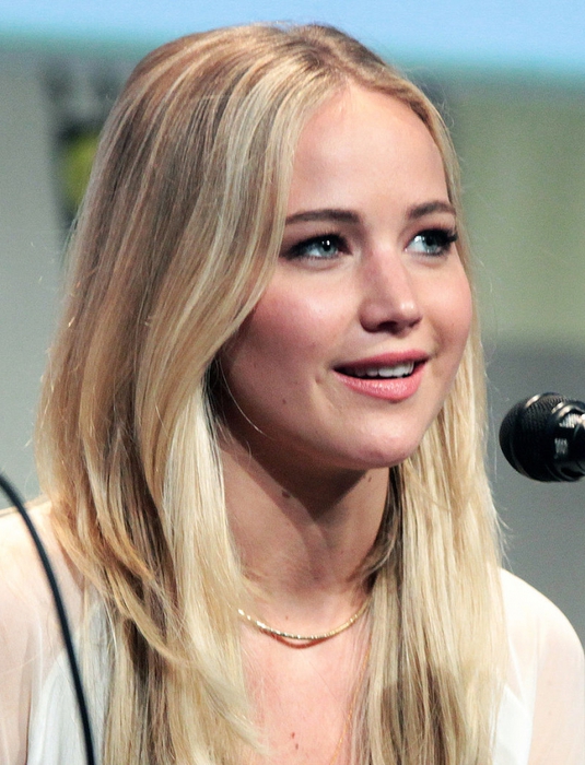 4208855_Jennifer_Lawrence_SDCC_2015_XMen (535x700, 282Kb)