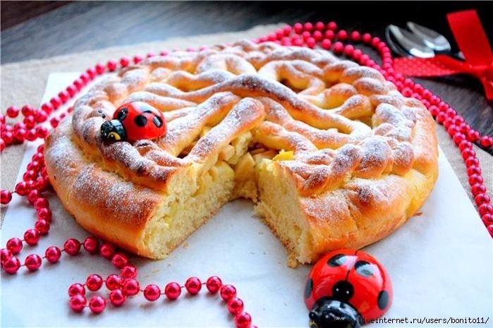 Yablochnyy-pirog-FANTAZIYa-recept (2) (700x465, 273Kb)