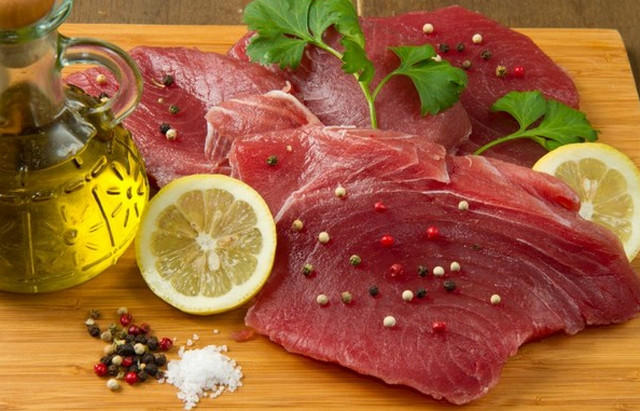 мясо тунца можно ли есть сырым