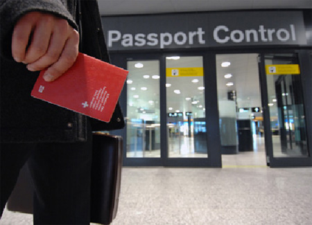4638534_92016_passportcontrol (450x325, 48Kb)