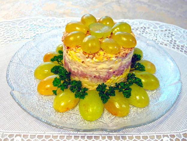 Салат с виноградом и курицей рецепт пошагово Салат с виноградом и курицей рецепт пошагово