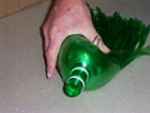 Метла из пластиковых бутылок. Мастер класс (7) (300x226, 48Kb)