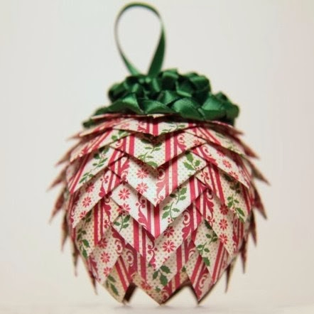 handmade_christmas_ornament_ball_with_green_holly_red_stripes_ribbon_56c4f29f (442x442, 126Kb)