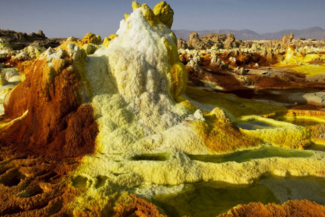 4843185_2__Vylkan_Dallol_Efiopiya (670x448, 98Kb)
