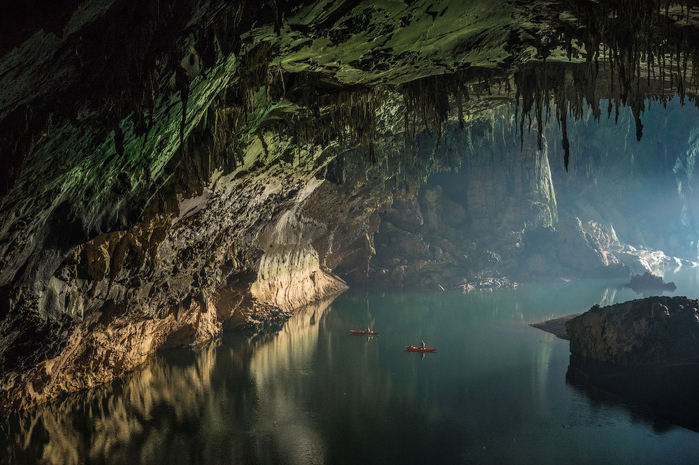 пещера Tham Khoun в лаосе 3 (700x465, 390Kb)