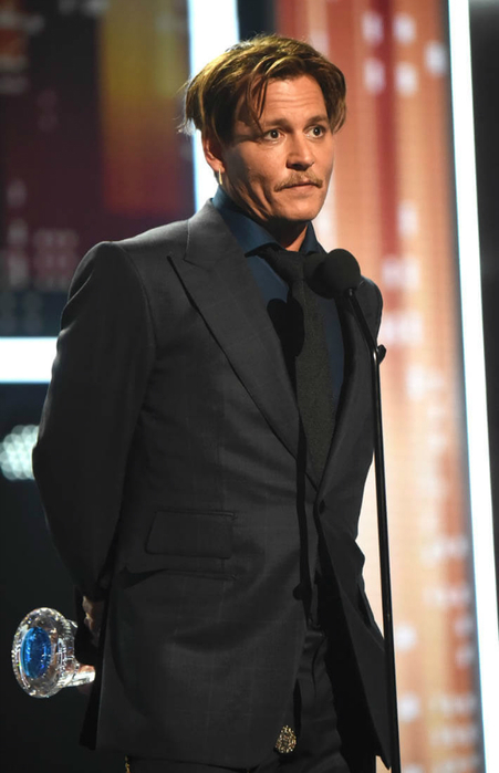 johnny-depp-pcas-19jan17-05 (451x700, 204Kb)