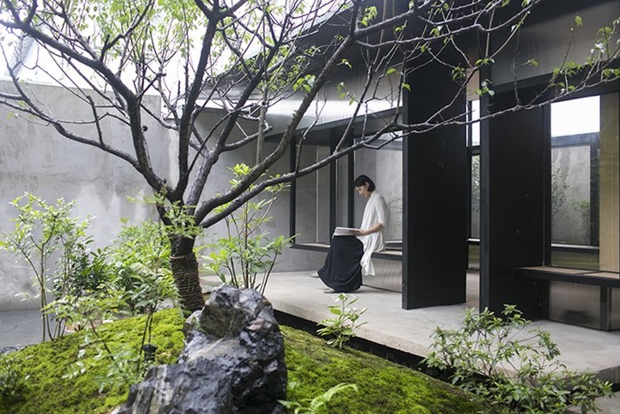 Чайный домик с садом в Шанхае от Atelier Deshaus