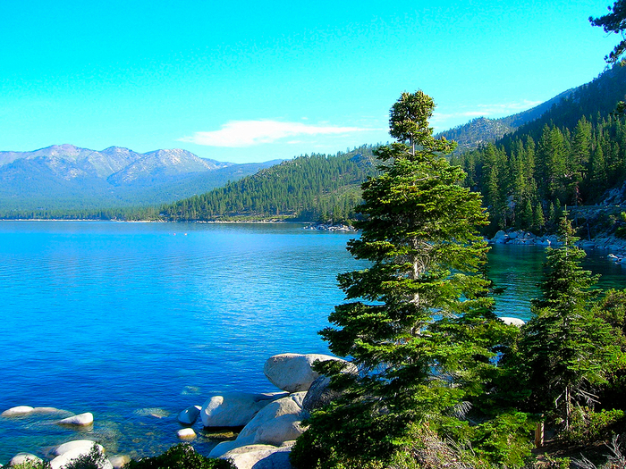 bigstock-Lake-Tahoe-1391158 (700x525, 664Kb)