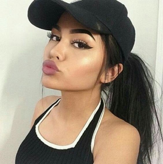 5640974_l0C3VCYubP0 (564x570, 47Kb)