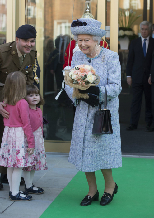 Queen+Duke+Edinburgh+Open+National+Army+Museum+qBKQzt2eKbHx (495x700, 359Kb)