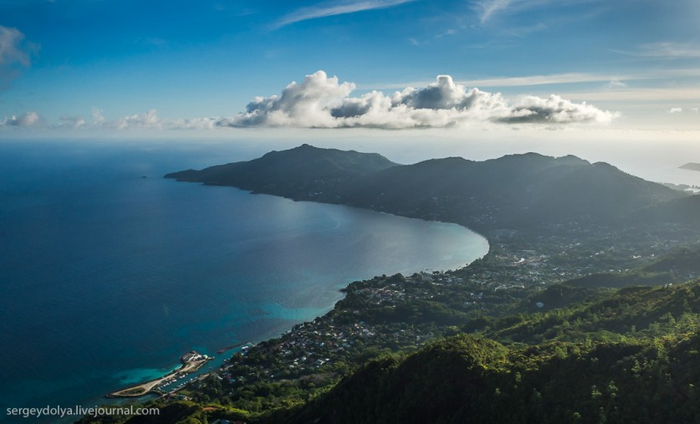 Seychelles-Islands-from-a-height-25 (700x424, 234Kb)