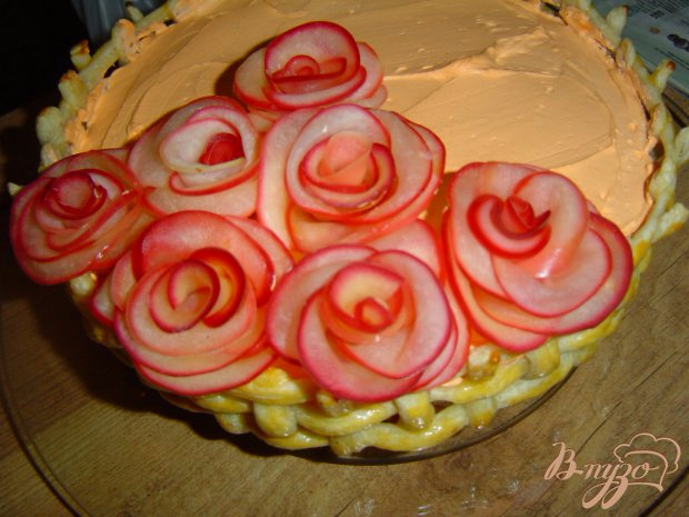 «Миллион алых роз» - торт с яблочными розами (12) (620x465, 271Kb)