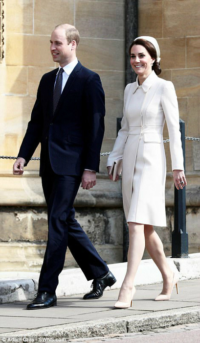 3F4B756F00000578-4416018-William_and_Kate_today-a-50_1492341035192 (409x700, 284Kb)
