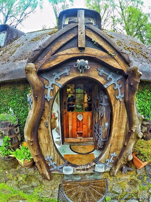 real-hobbit-house-19 (525x700, 455Kb)