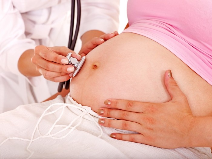 Какие первые признаки определения беременности?
