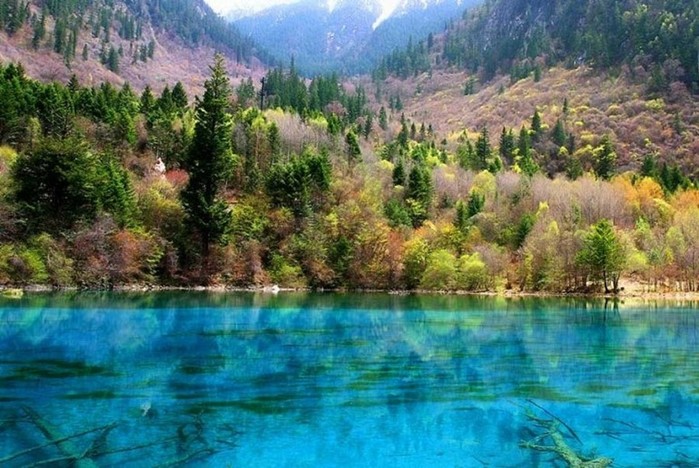 Альпийские озера и водопады долины Цзючжайгоу