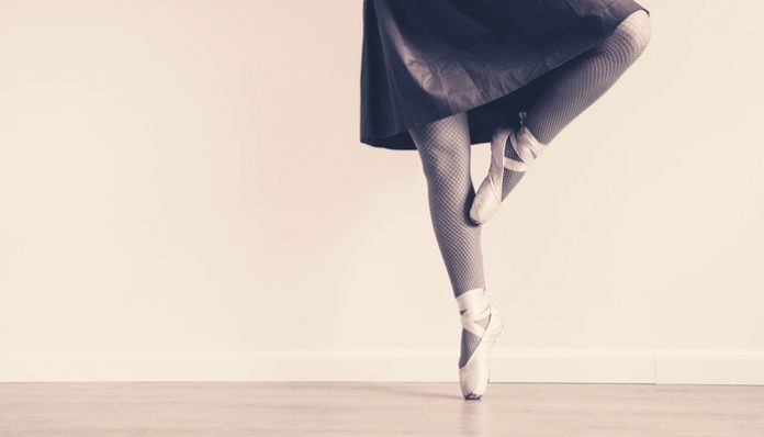 4208855_balletsneakerdressballetdancer163379696x398 (696x398, 14Kb)