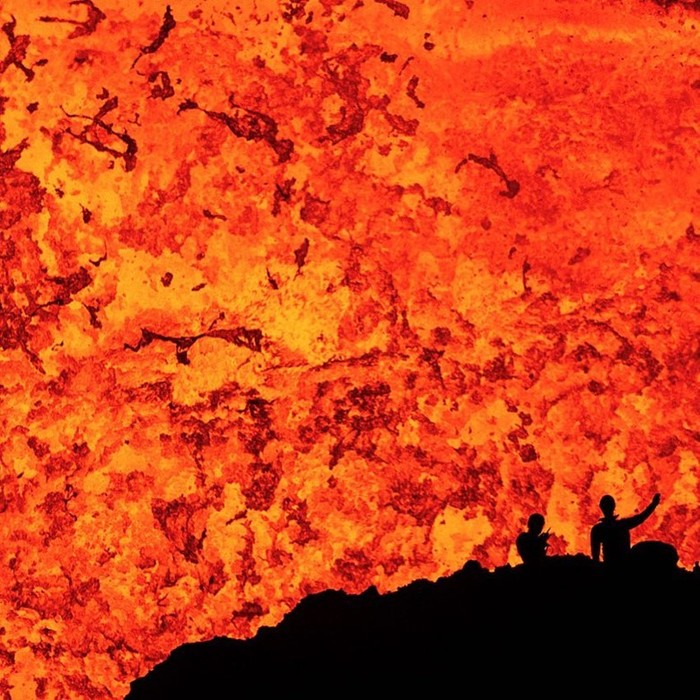 Сумасшедшие снимки из самого жерла вулкана