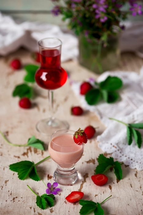 4087391_strawberrycreamliqueur_2copy684x1024 (467x700, 191Kb)