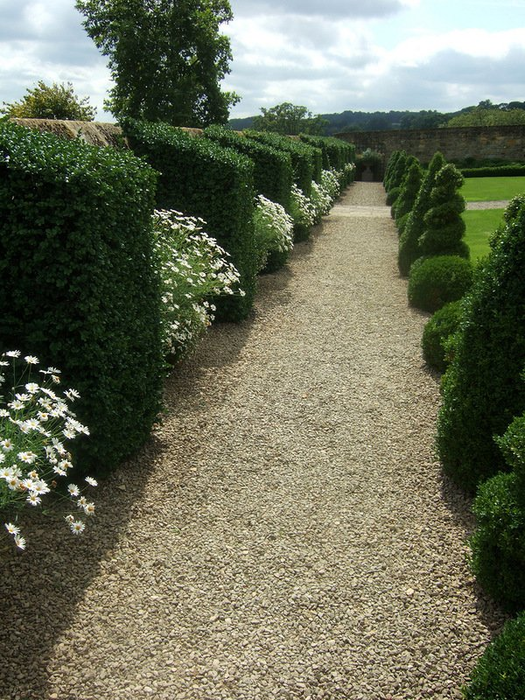 alt="Bourton House Garden ( -)"