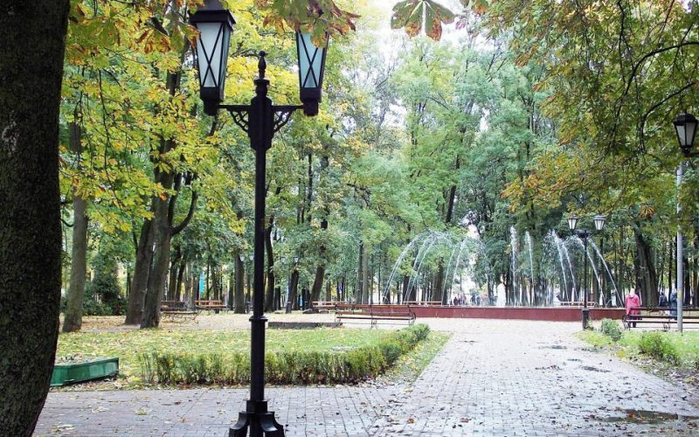 1040_6fe8fdscn8362-800x500.jpgСад Блонье (700x437, 419Kb)