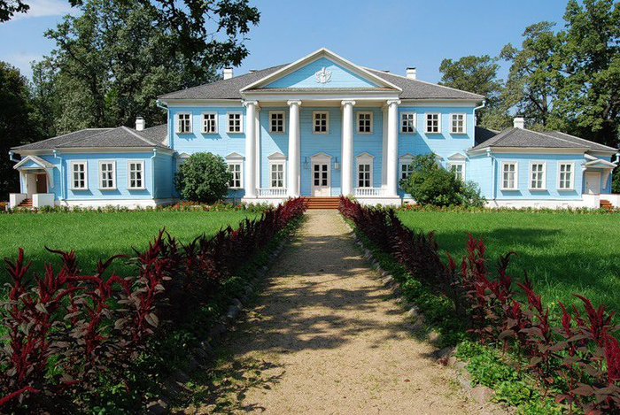 Tyry-v-Smolensk.Myzey-Glinki.PIONER-TUR-800x536.jpДом-музей Михаила Глинкиg (700x469, 477Kb)