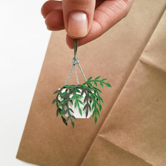 Youll-Love-with-these-Hand-made-Insanely-Beautiful-Paper-Plants-by-Tania-Lissova-5b4f23afde069__880 (700x700, 283Kb)