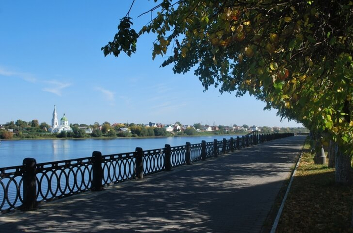 naberezhnaya-stepana-razina.jpgНабережная Степана  азина (700x461, 321Kb)