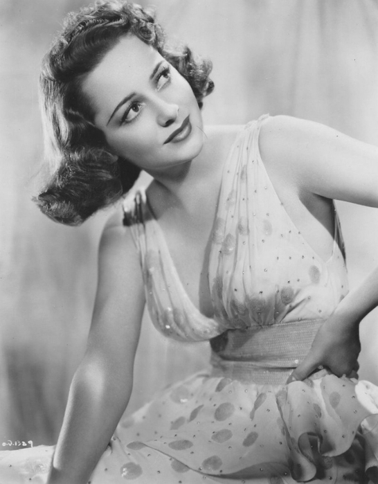 800 Olivia de Havilland  (546x700, 167Kb)