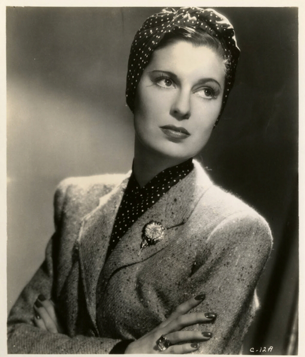 936 Valerie Hobson   (598x700, 347Kb)