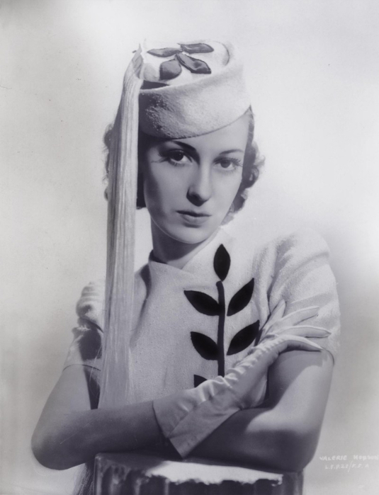 Valerie Hobson    (535x700, 174Kb)
