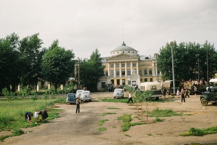 Счастливые люди в СССР на снимках американского шпиона