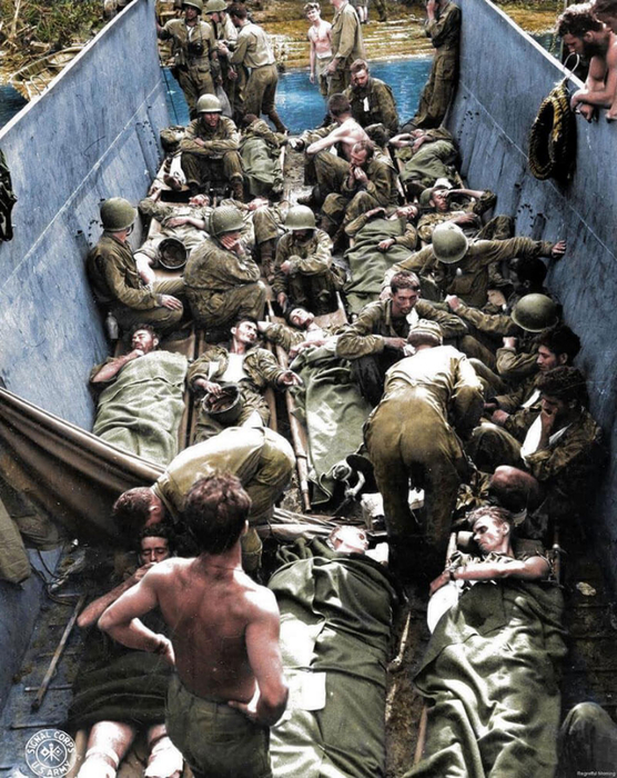 1544656579_pacific-war-colorized-photos-9 (556x700, 484Kb)