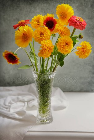 depositphotos_203146550-stock-photo-still-life-bouquet-summer-flowers (303x450, 106Kb)