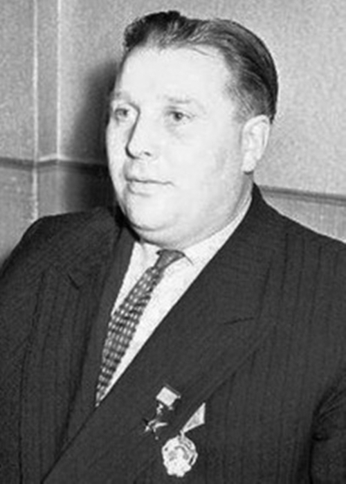 Vyrro_Gustav_Gustavovich (500x700, 133Kb)