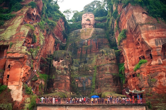 3085196_Leshan_Giant_Buddha7 (700x466, 196Kb)