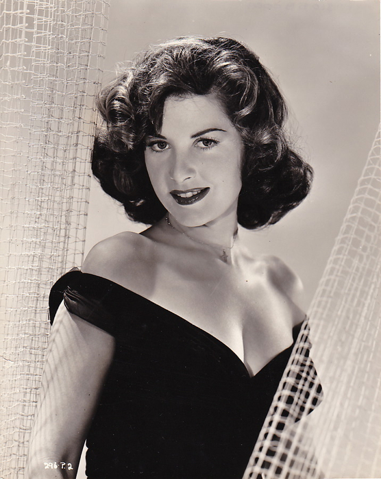 716 Barbara Bates    (556x700, 344Kb)