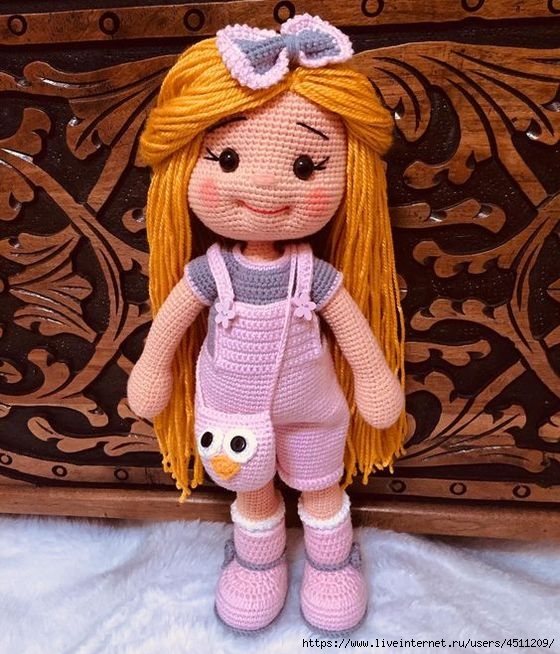147535486_bonecaamigurumi12 (560x654, 259Kb)