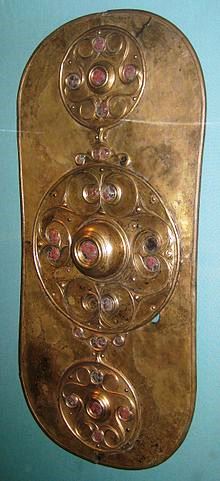 220px-British_Museum_Battersea_Shield (220x481, 28Kb)