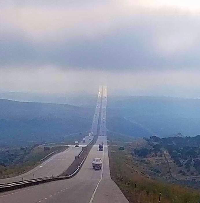 часть дороги в штате Вайоминг (США) известна миру как Дорога В Небеса