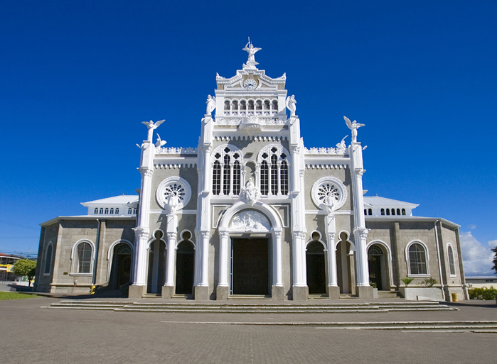 Basilica_de_los_Angeles,_Cartago,_Коста- ика (700x513, 329Kb)