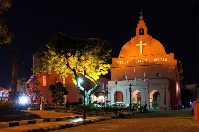 malacca-crist-church3 (700x465, 348Kb)