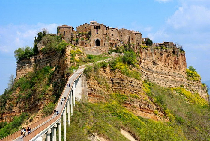 civita-di-bagnoregio-6 (700x471, 452Kb)