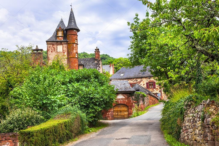 depositphotos_100732594-stock-photo-collonges-la-rouge-village-in (700x466, 493Kb)